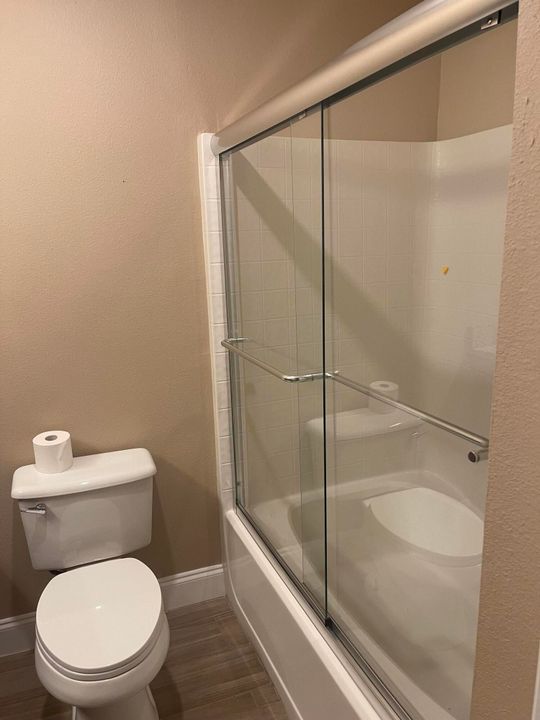 For Rent: $2,300 (3 beds, 2 baths, 1366 Square Feet)