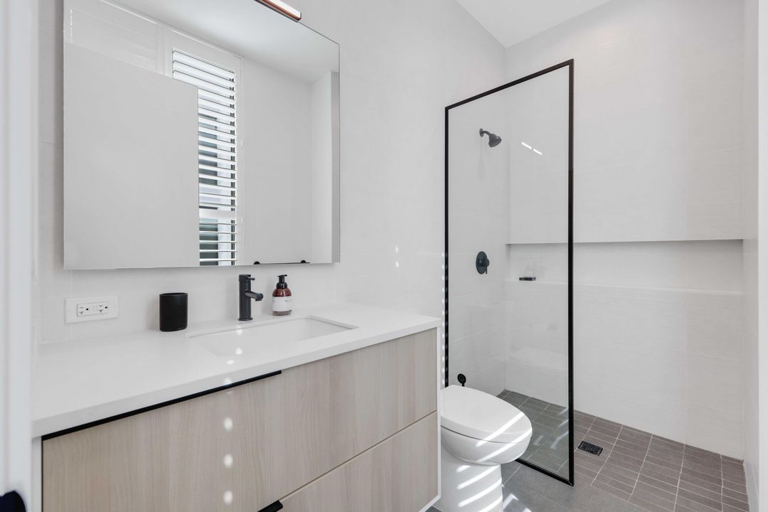 En Venta: $2,965,000 (4 camas, 4 baños, 3364 Pies cuadrados)