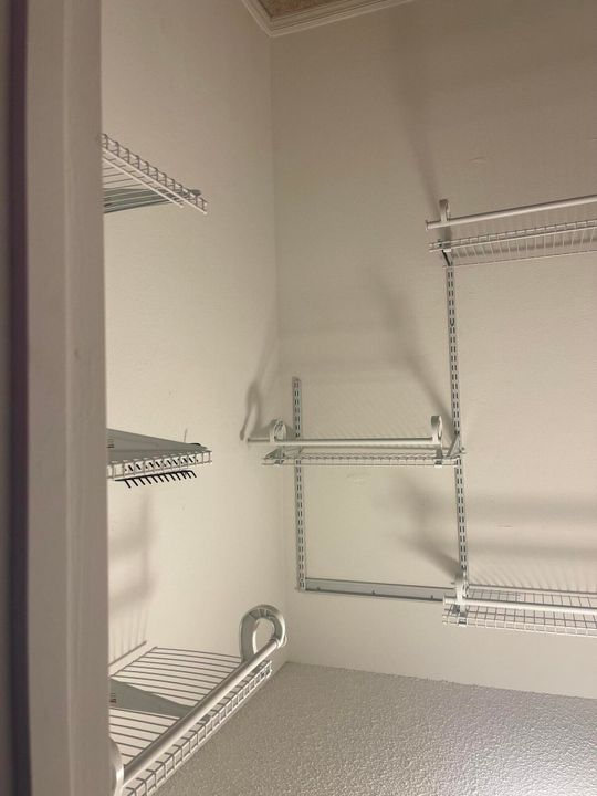 For Rent: $2,300 (3 beds, 2 baths, 1366 Square Feet)