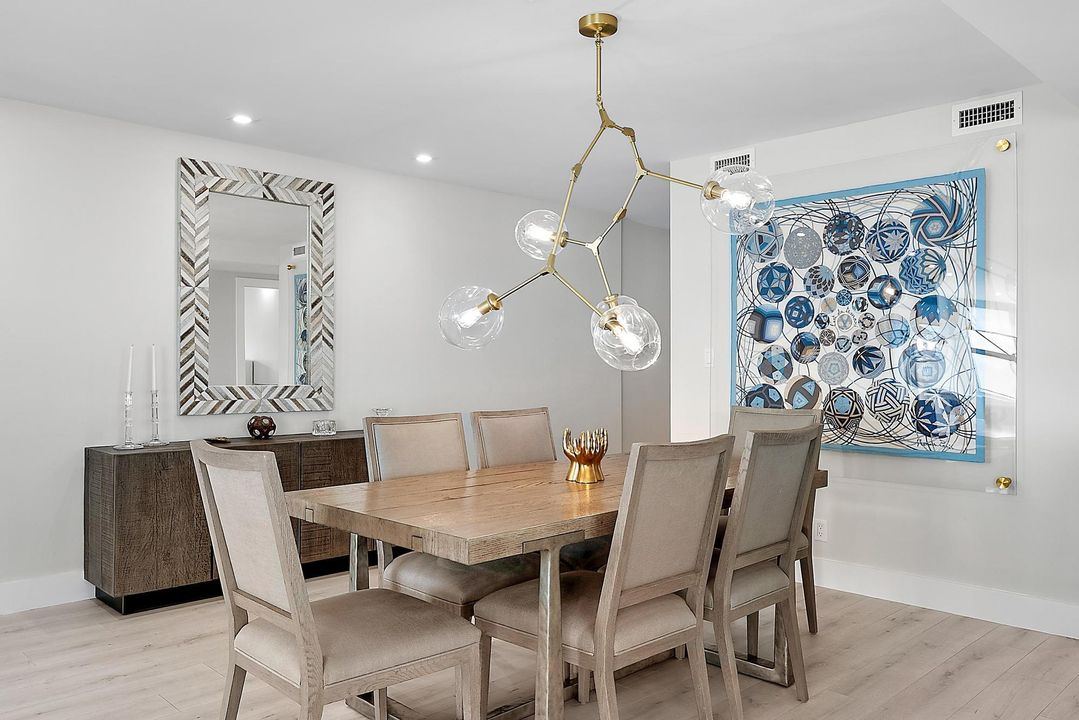 For Sale: $1,750,000 (3 beds, 2 baths, 1728 Square Feet)