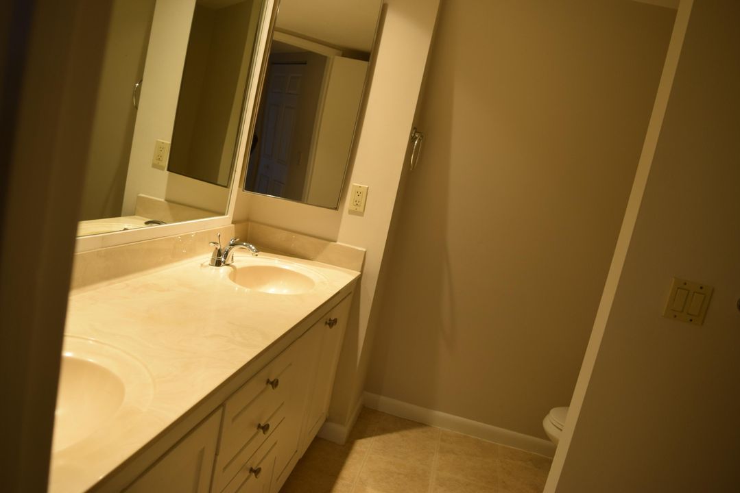 В аренду: $1,950 (2 спален, 2 ванн, 1512 Квадратных фут)