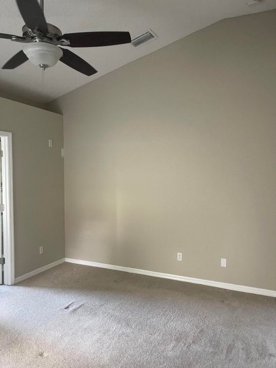 For Rent: $2,300 (3 beds, 2 baths, 1366 Square Feet)