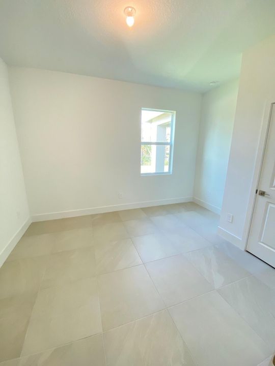 待售: $709,990 (4 贝兹, 3 浴室, 2456 平方英尺)