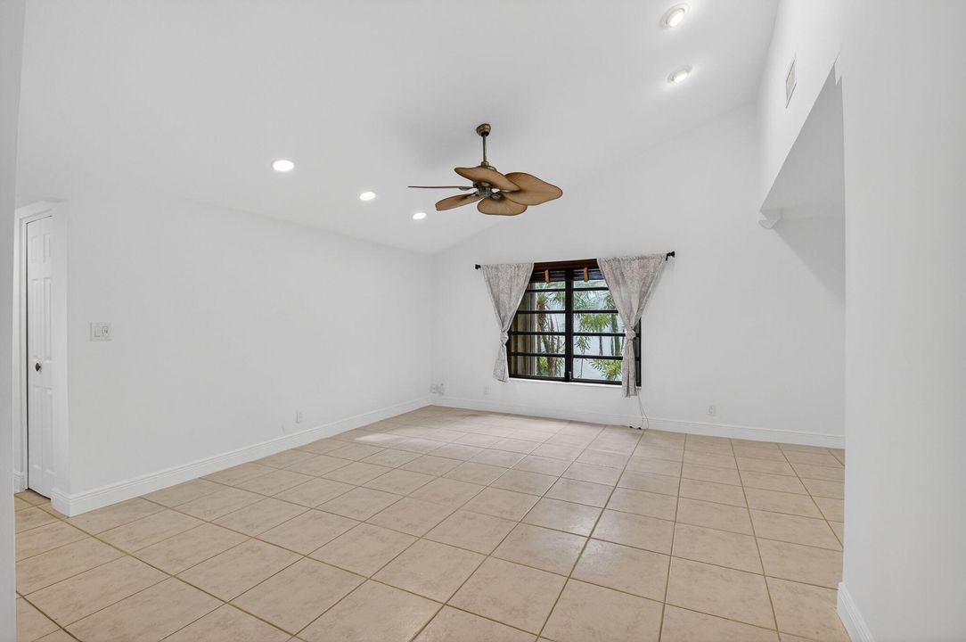 For Sale: $479,900 (2 beds, 2 baths, 1470 Square Feet)