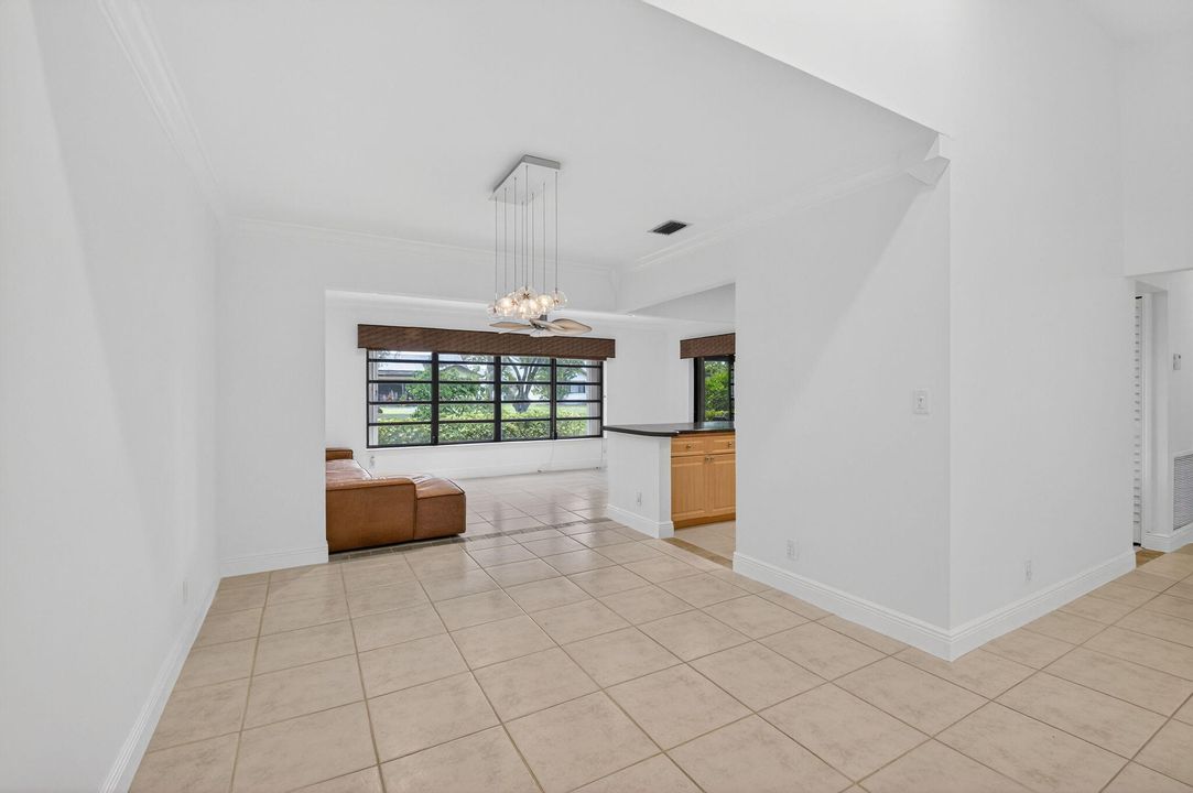 For Sale: $479,900 (2 beds, 2 baths, 1470 Square Feet)