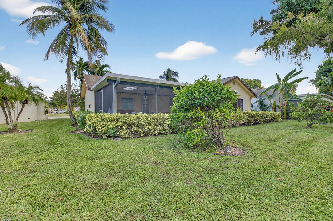 For Sale: $479,900 (2 beds, 2 baths, 1470 Square Feet)