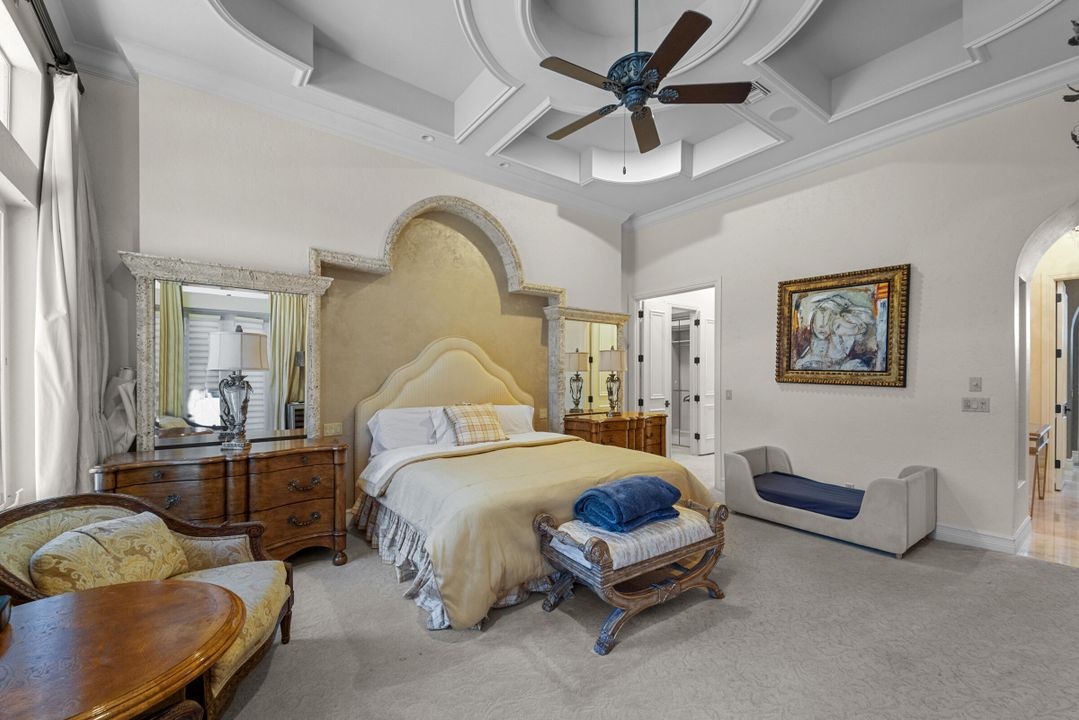 For Rent: $25,000 (5 beds, 6 baths, 6901 Square Feet)