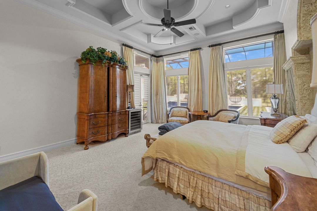 For Rent: $25,000 (5 beds, 6 baths, 6901 Square Feet)