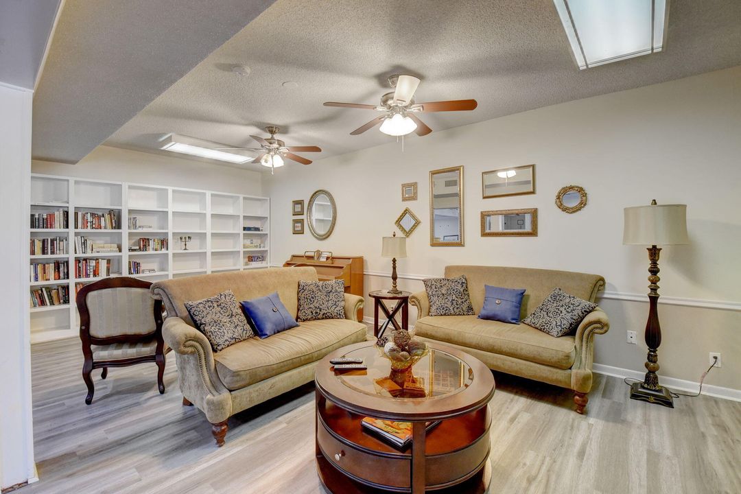 For Sale: $479,900 (2 beds, 2 baths, 1470 Square Feet)