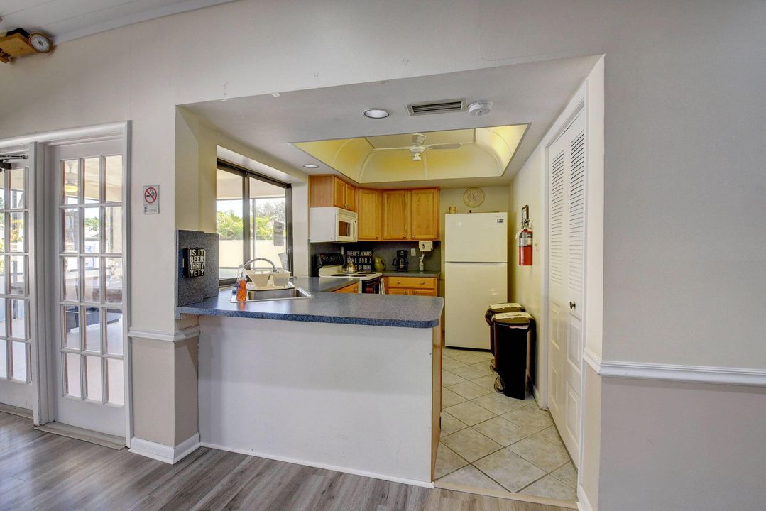 For Sale: $479,900 (2 beds, 2 baths, 1470 Square Feet)