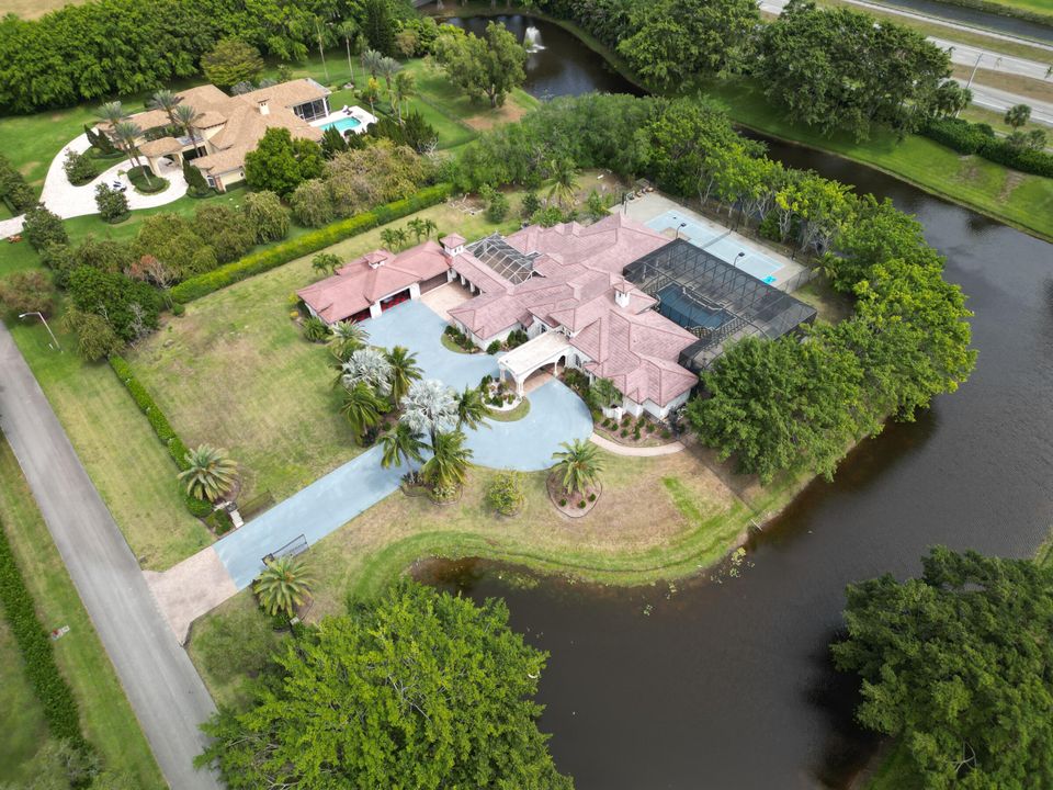 For Rent: $25,000 (5 beds, 6 baths, 6901 Square Feet)