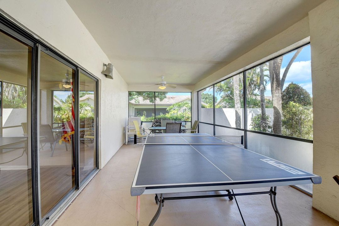 For Sale: $479,900 (2 beds, 2 baths, 1470 Square Feet)