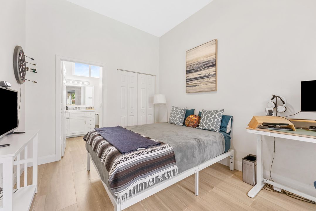 For Sale: $785,000 (3 beds, 3 baths, 1922 Square Feet)