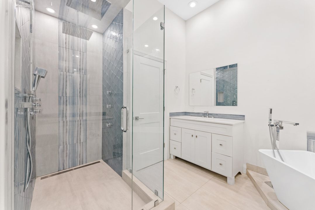 For Sale: $785,000 (3 beds, 3 baths, 1922 Square Feet)