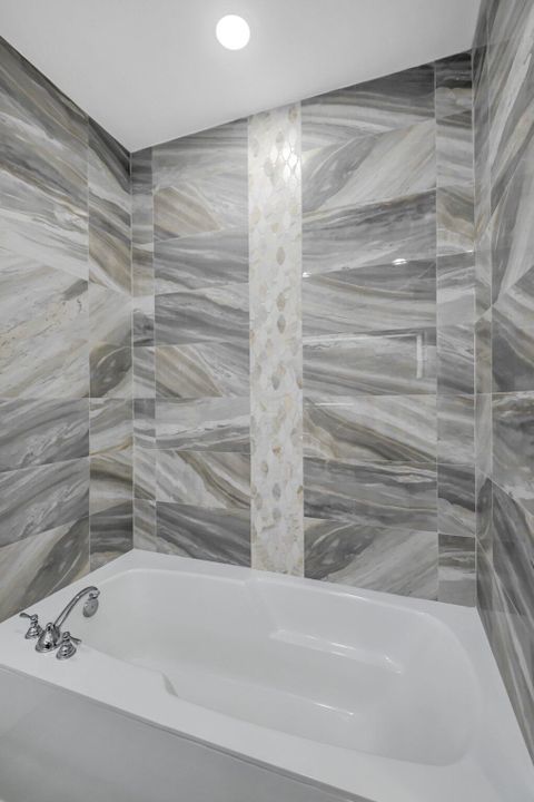 For Rent: $9,000 (3 beds, 3 baths, 2000 Square Feet)