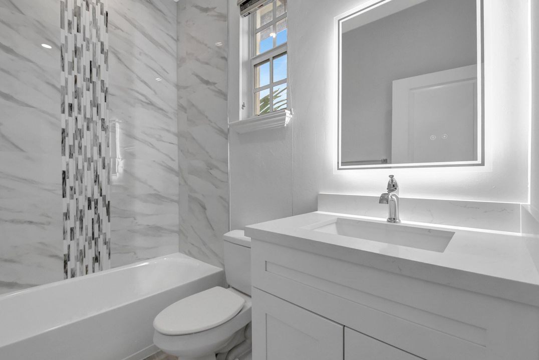 For Rent: $9,000 (3 beds, 3 baths, 2000 Square Feet)