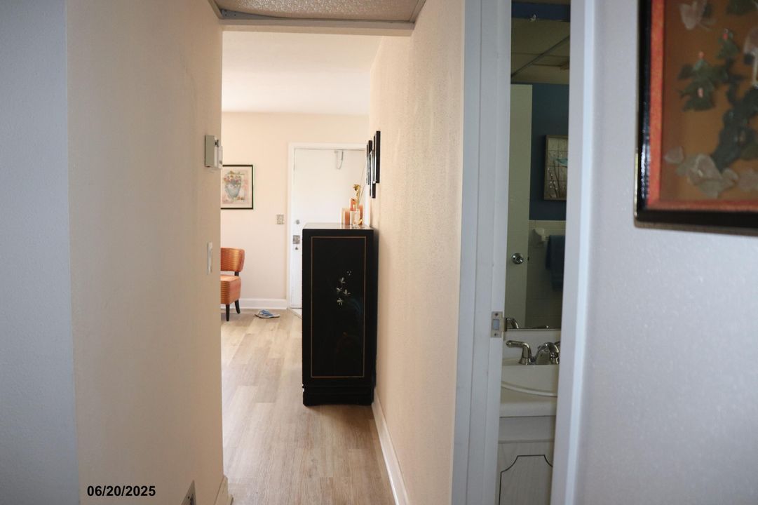 На продажу: $95,000 (2 спален, 2 ванн, 880 Квадратных фут)