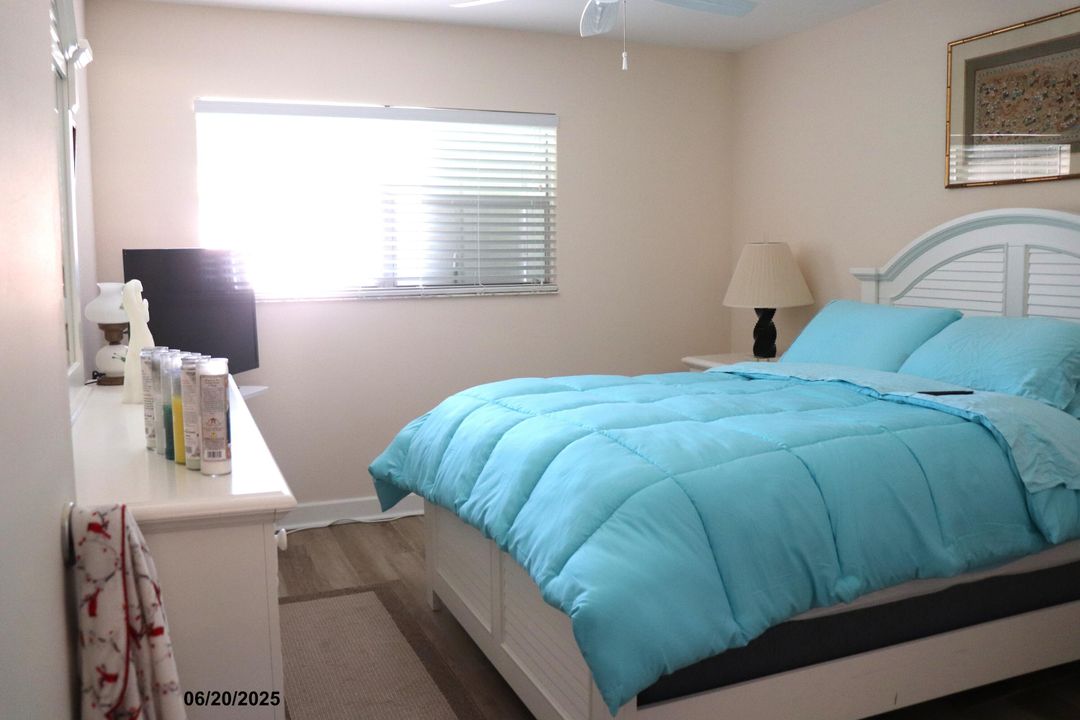 На продажу: $95,000 (2 спален, 2 ванн, 880 Квадратных фут)