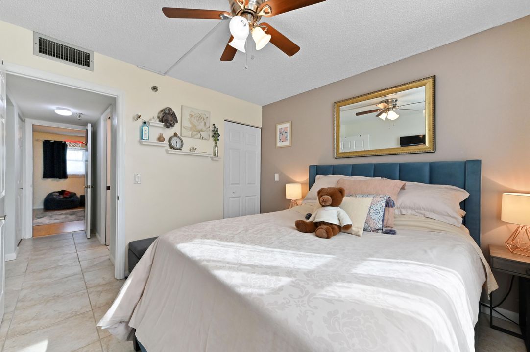 For Sale: $340,000 (3 beds, 2 baths, 1316 Square Feet)