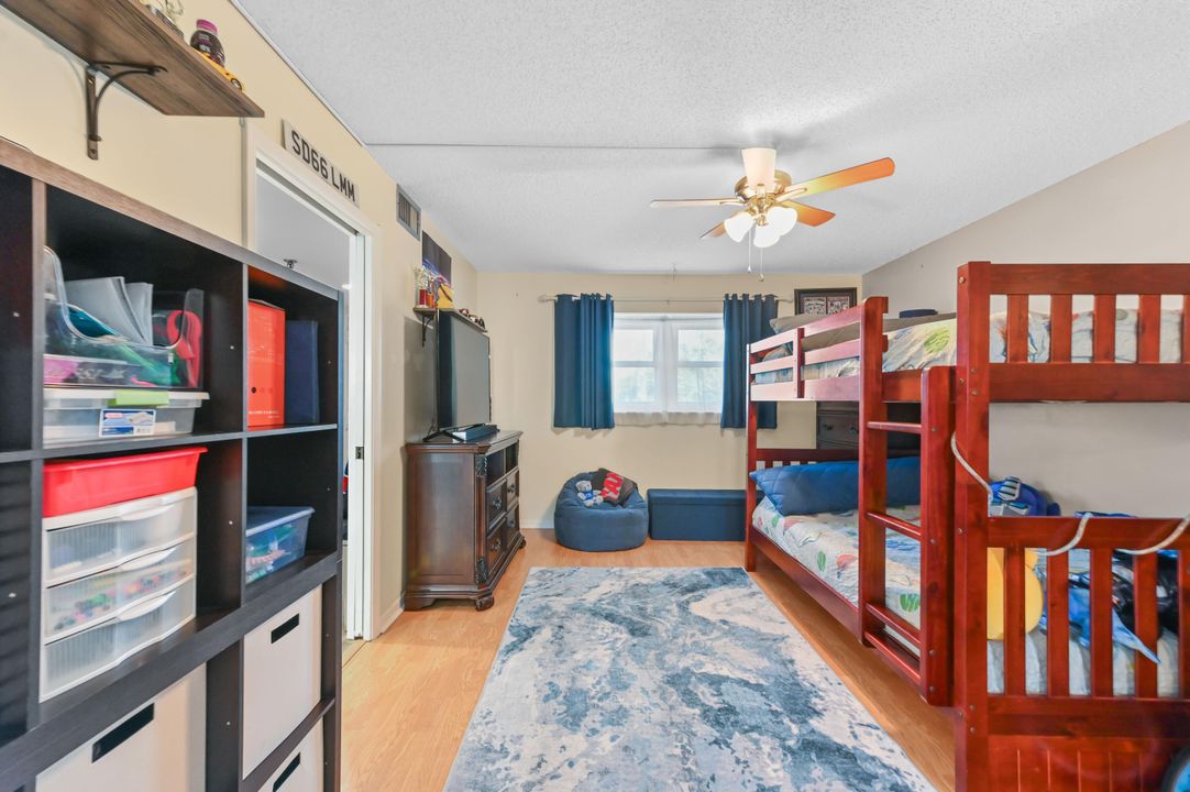 For Sale: $340,000 (3 beds, 2 baths, 1316 Square Feet)