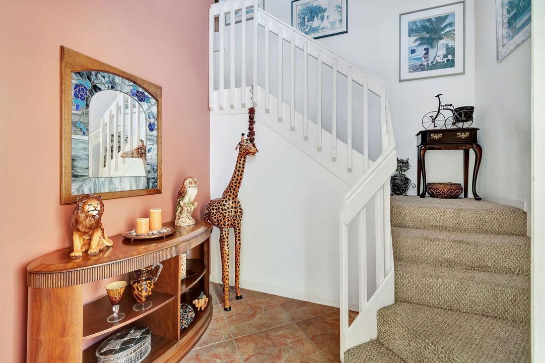 For Sale: $253,000 (3 beds, 2 baths, 1593 Square Feet)