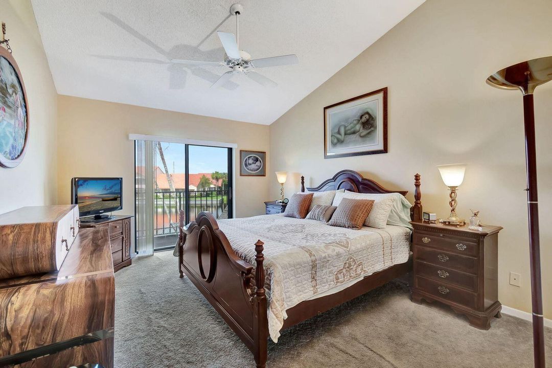 For Sale: $253,000 (3 beds, 2 baths, 1593 Square Feet)