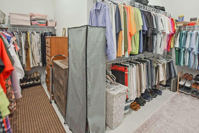 На продажу: $997,900 (3 спален, 3 ванн, 2554 Квадратных фут)