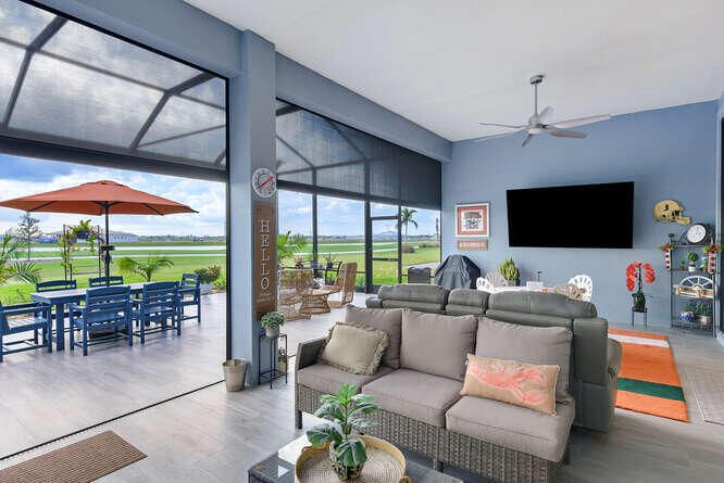 На продажу: $997,900 (3 спален, 3 ванн, 2554 Квадратных фут)