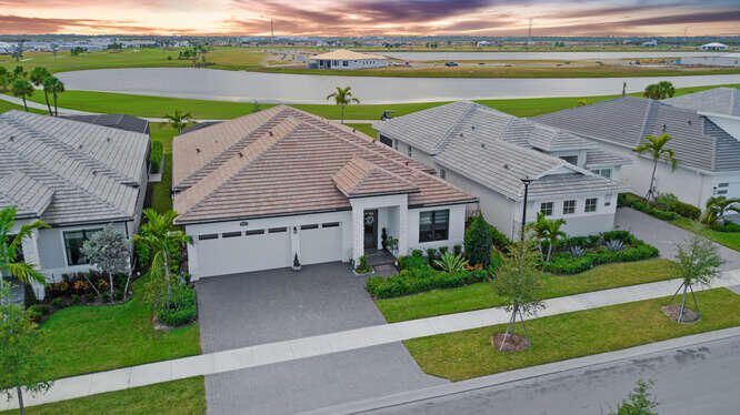 На продажу: $997,900 (3 спален, 3 ванн, 2554 Квадратных фут)