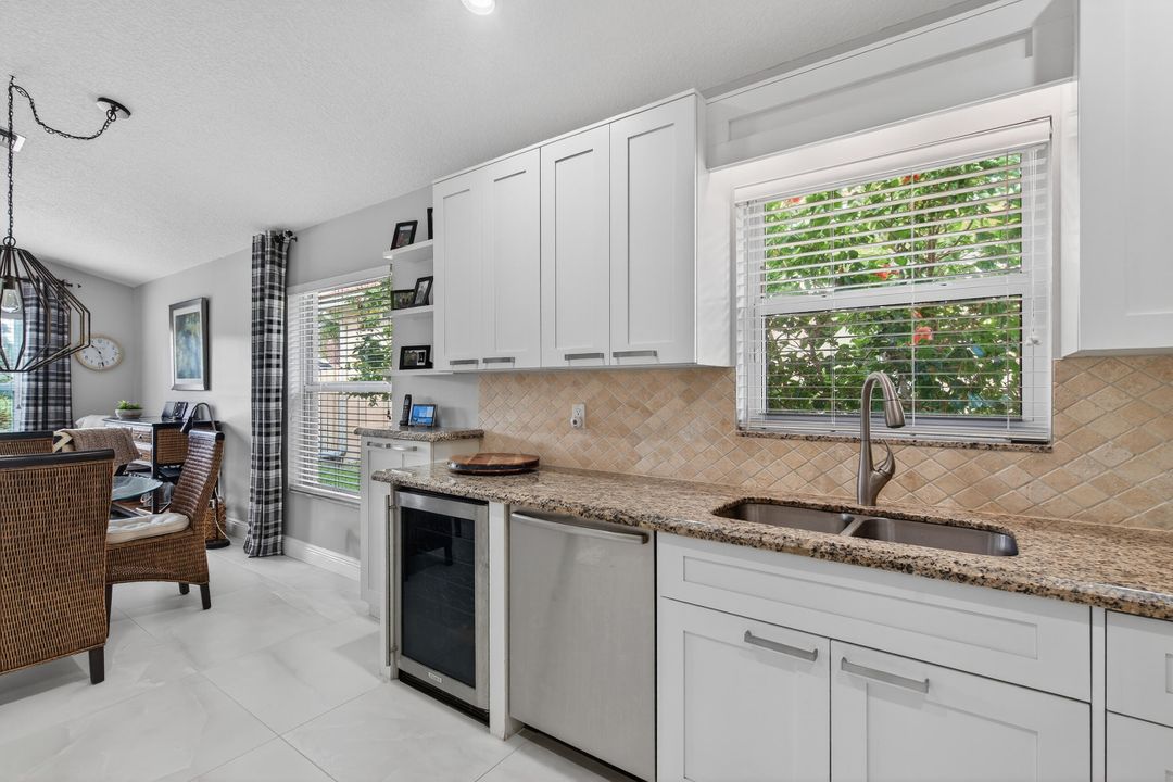 En Venta: $649,000 (3 camas, 2 baños, 1869 Pies cuadrados)