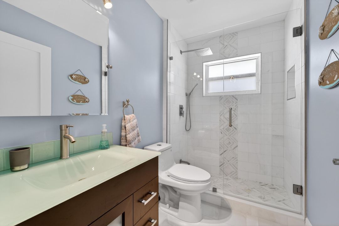 En Venta: $649,000 (3 camas, 2 baños, 1869 Pies cuadrados)