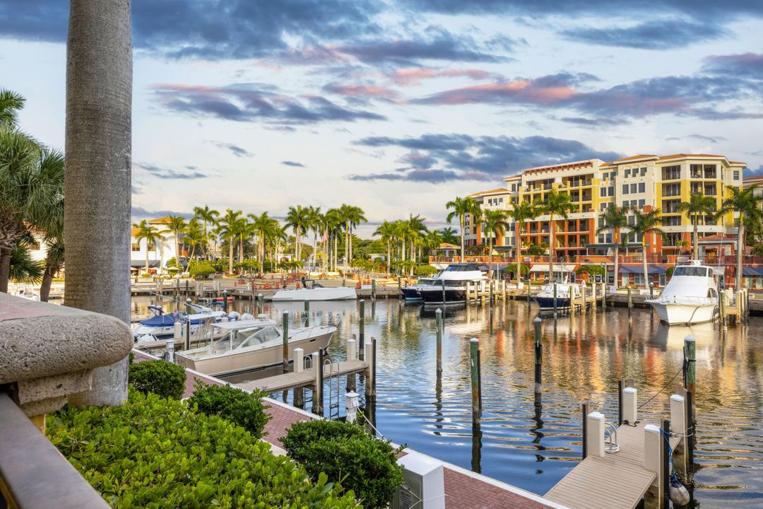 For Sale: $1,949,000 (3 beds, 2 baths, 2311 Square Feet)