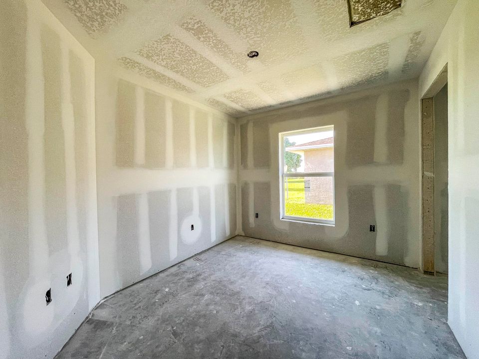 For Sale: $339,000 (3 beds, 2 baths, 1650 Square Feet)