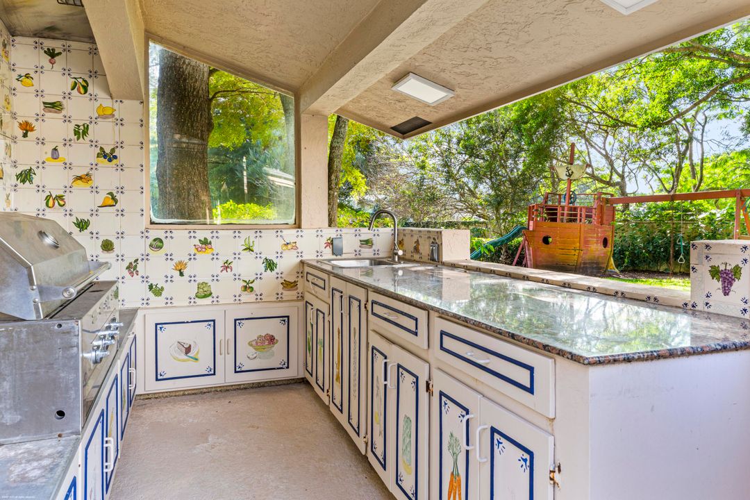 For Sale: $13,500,000 (11 beds, 13 baths, 9288 Square Feet)