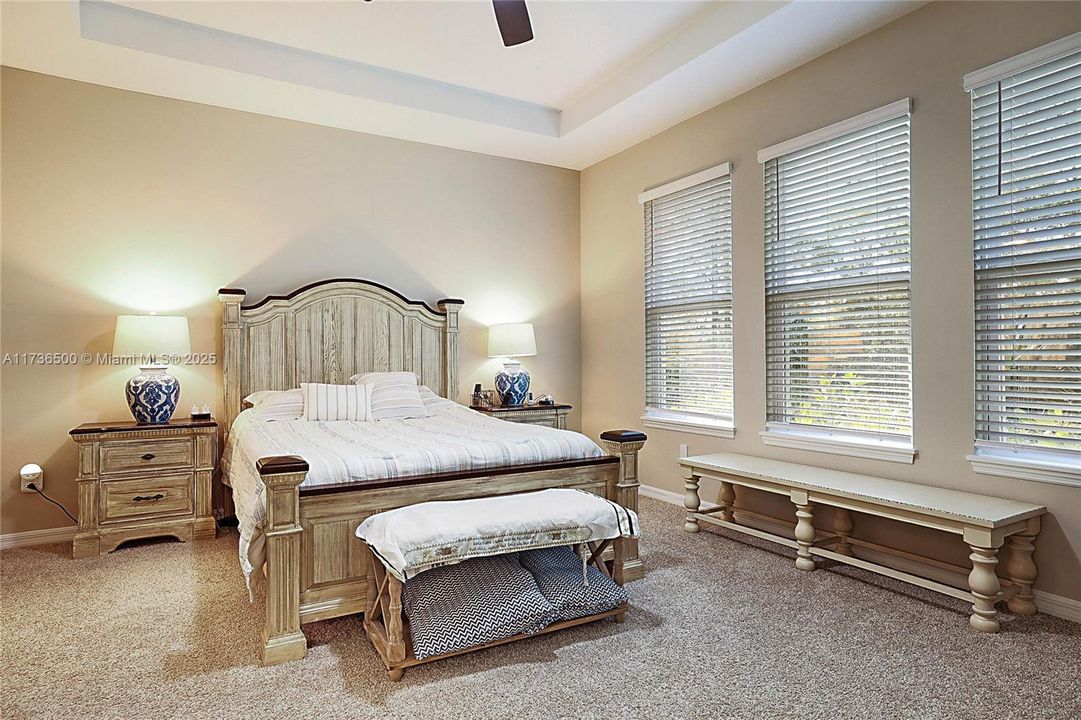 出租: $3,500 (4 贝兹, 3 浴室, 2394 平方英尺)