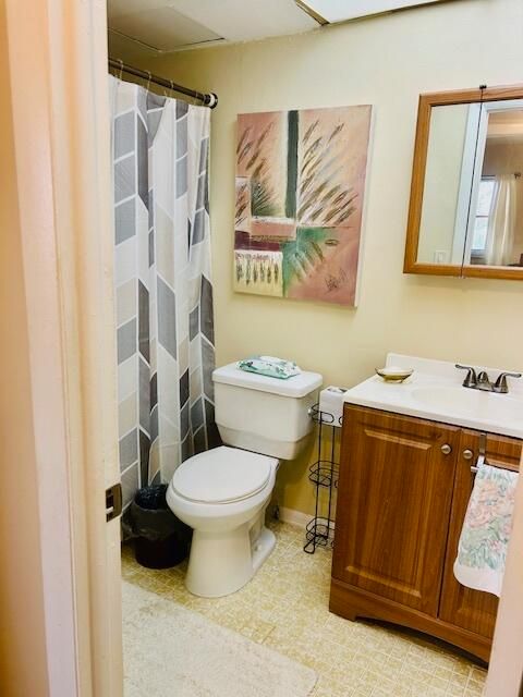 待售: $110,000 (2 贝兹, 2 浴室, 850 平方英尺)