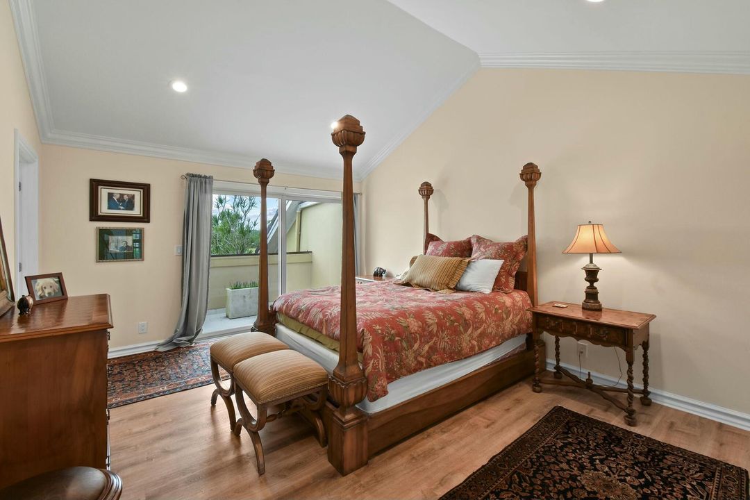 待售: $925,000 (2 贝兹, 2 浴室, 1928 平方英尺)