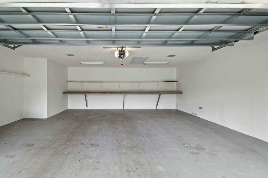 待售: $925,000 (2 贝兹, 2 浴室, 1928 平方英尺)