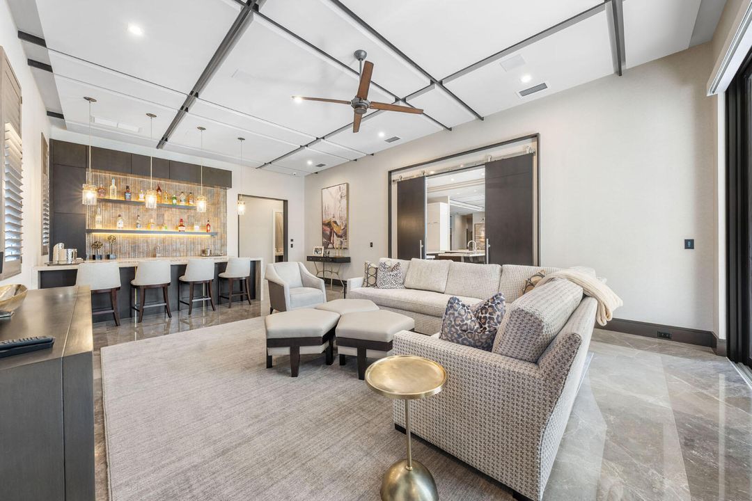 For Sale: $10,900,000 (5 beds, 6 baths, 7169 Square Feet)