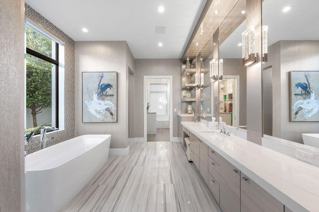 For Sale: $10,900,000 (5 beds, 6 baths, 7169 Square Feet)