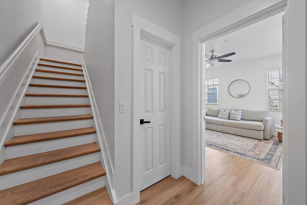 На продажу: $589,000 (3 спален, 2 ванн, 2068 Квадратных фут)