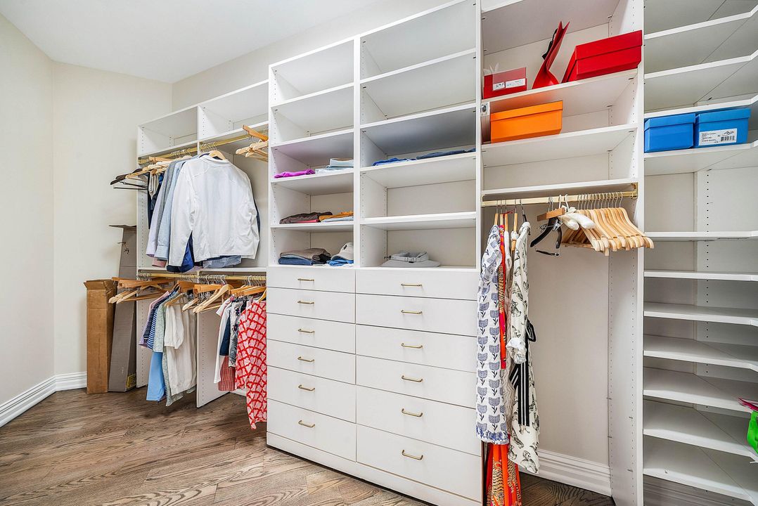 For Sale: $4,286,000 (4 beds, 4 baths, 4387 Square Feet)