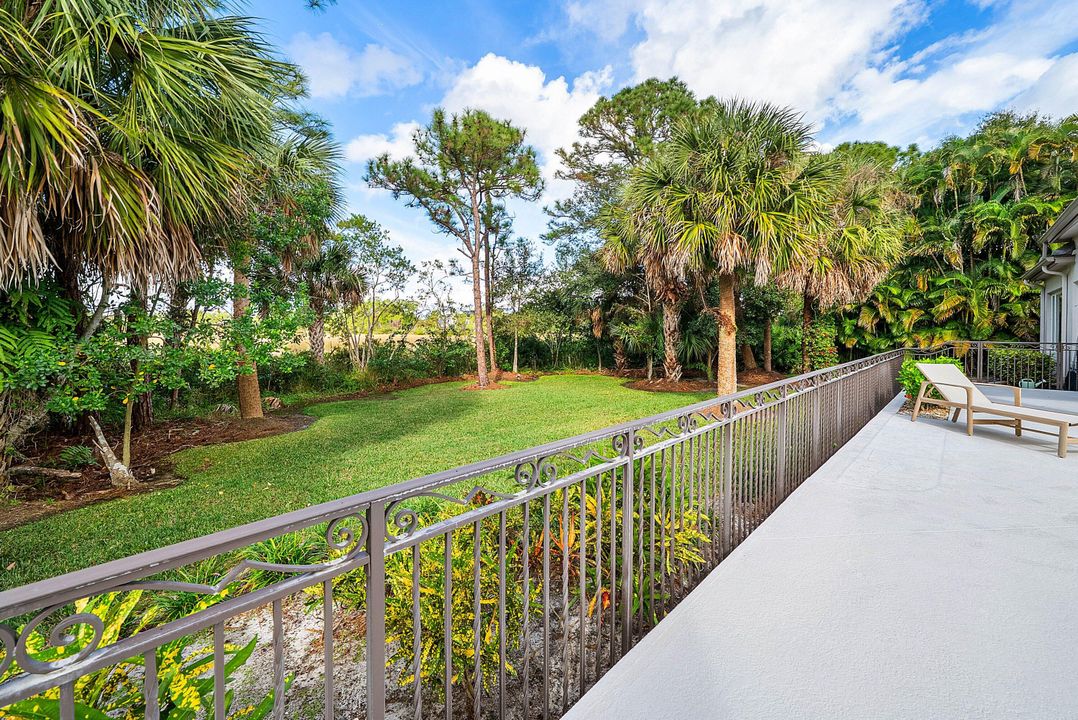 For Sale: $4,286,000 (4 beds, 4 baths, 4387 Square Feet)