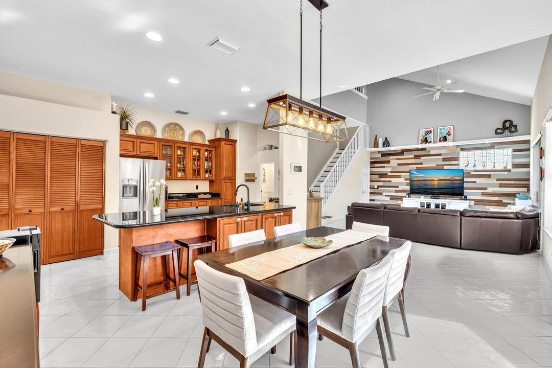 For Sale: $729,000 (4 beds, 3 baths, 2467 Square Feet)