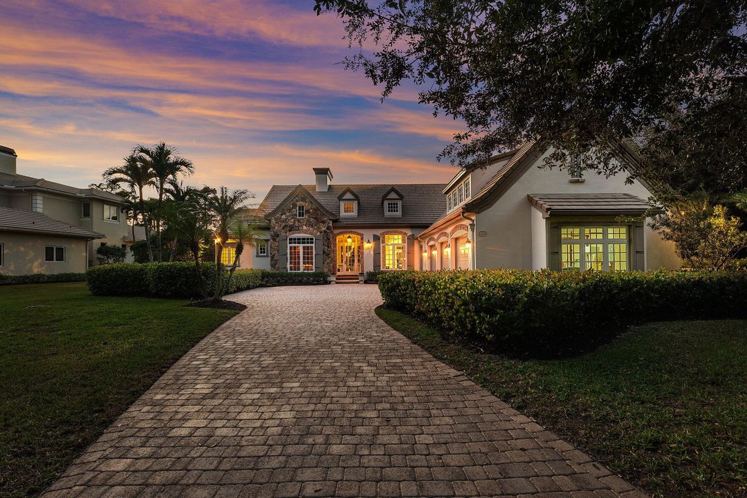 For Sale: $4,286,000 (4 beds, 4 baths, 4387 Square Feet)