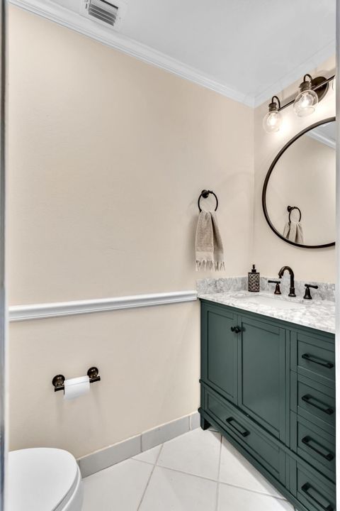 For Sale: $729,000 (4 beds, 3 baths, 2467 Square Feet)