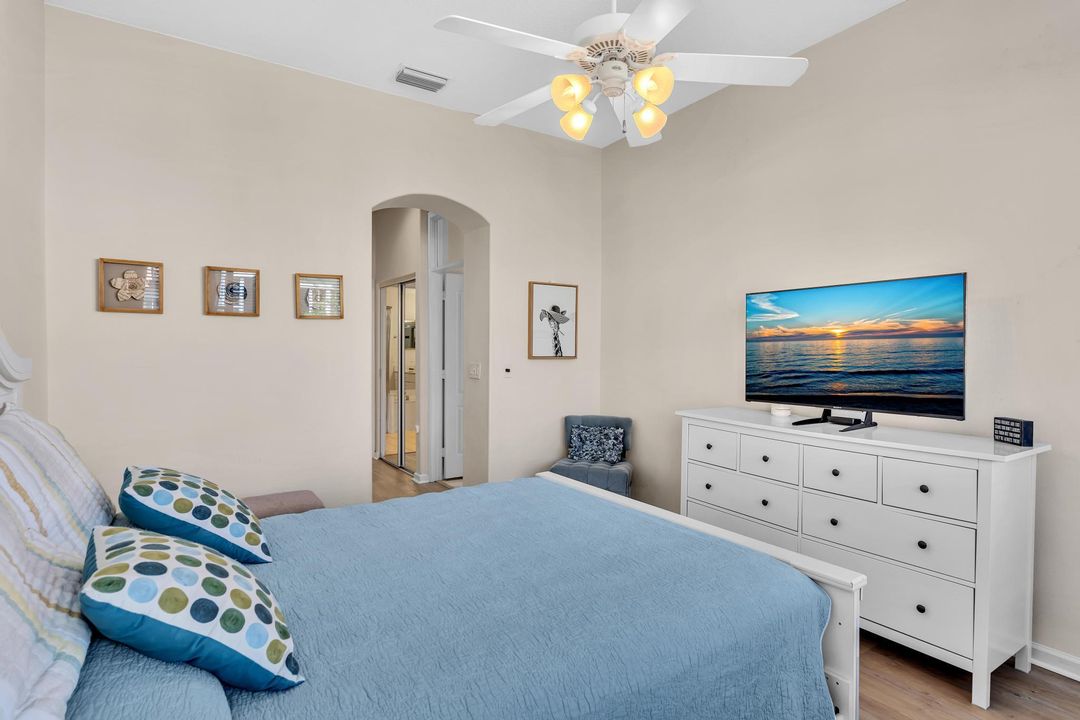 For Sale: $729,000 (4 beds, 3 baths, 2467 Square Feet)