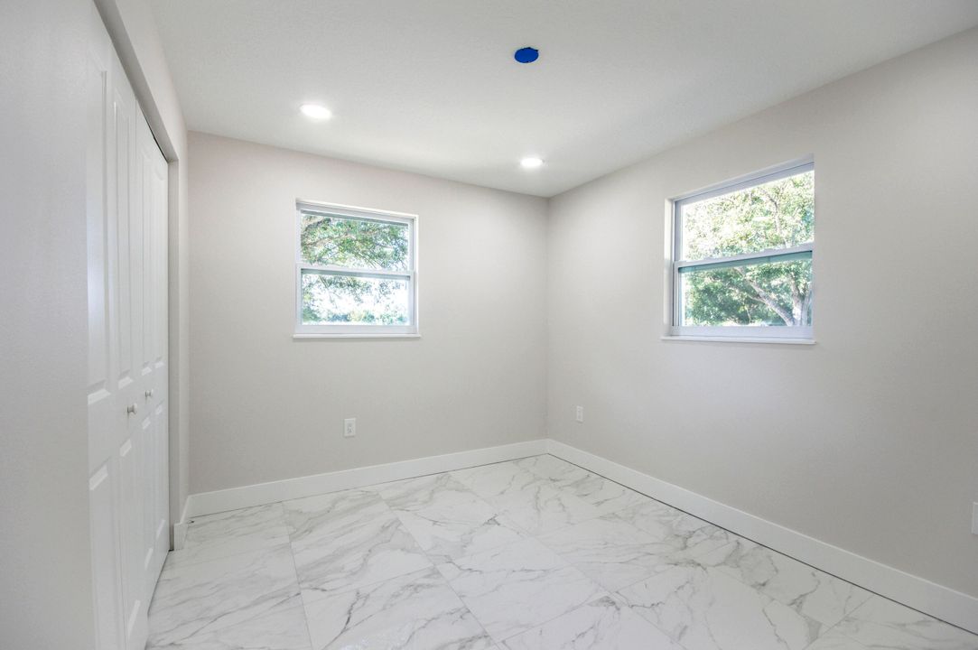 待售: $500,000 (4 贝兹, 2 浴室, 1440 平方英尺)