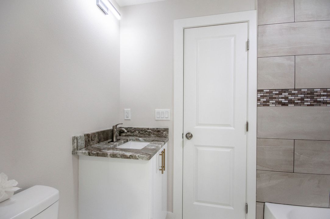 待售: $500,000 (4 贝兹, 2 浴室, 1440 平方英尺)