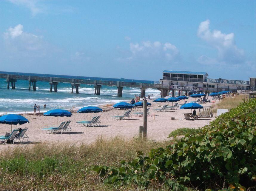 For Sale: $219,000 (1 beds, 1 baths, 550 Square Feet)